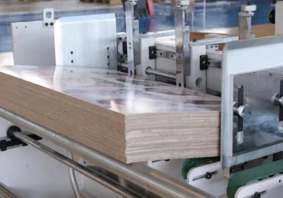 Máy đánh bóng kính UV Varnish tự động cho bìa