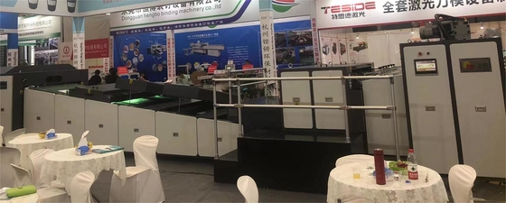 44 Kw 1060mm định dạng Spot UV Máy sơn tốc độ cao với anilox