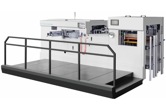 Máy cắt và tạo nếp nhăn tự động