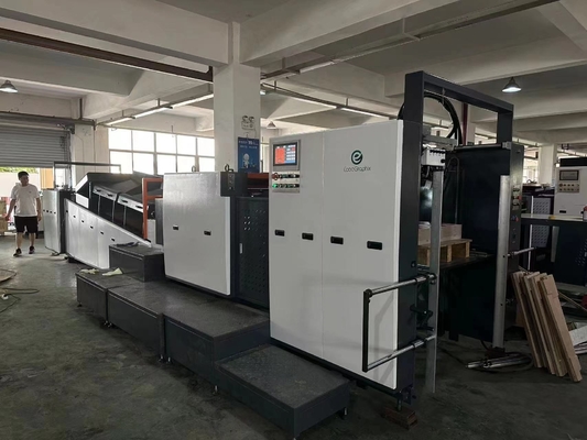 Máy phủ sơn UV và kính tự động cho tấm giấy