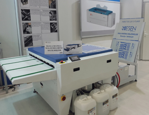 Máy làm đĩa UV / Ctcp Máy sản xuất hoàn hảo Thiết bị phơi sáng trước khi in CTP