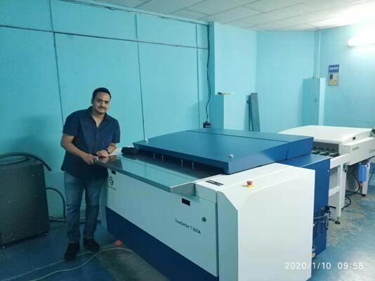 Máy tính 256 kênh để in offset Máy CTP tấm nhiệt 55 tấm mỗi giờ và tấm tự động tải các chấm vuông