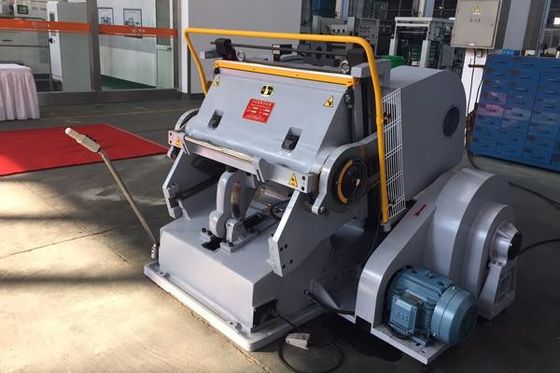 Max. kích thước tấm 1040 × 720 mm Định hướng ấn độ hai micrometer TD790 Die Cutter