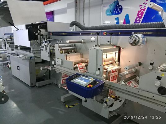 Nhãn dán kỹ thuật số 330mm Giấy dán tem Varnish Máy in phun