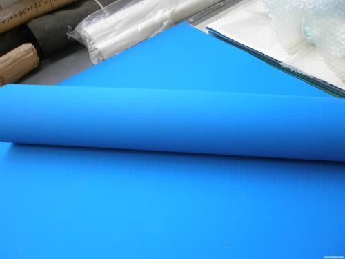 Chăn cao su in chuyển mực UV nén 10000Rph