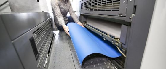 In từ chấm 15000PPH Chăn cao su bù đắp 4 lớp vải