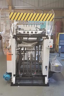 Máy cắt khuôn dập lá tự động các tông 2500s / H