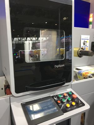 Máy in nhãn kỹ thuật số EcooGraphix DigiSpark cho hiệu ứng hình ảnh độc đáo