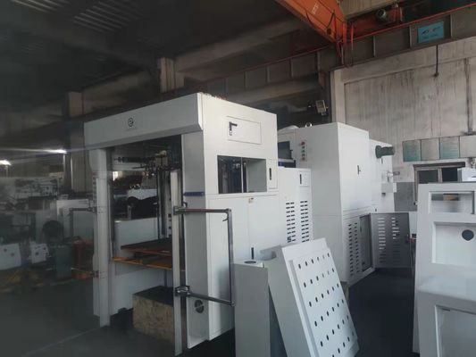 1080BQ Máy cắt chết tự động với loại bỏ chất thải cho trang trí thẻ