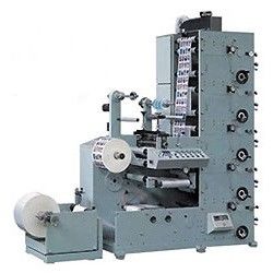 Chiều rộng in 310mm Máy in nhãn linh hoạt UV với trạm cắt khuôn