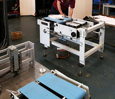 125S Saddle thắt may bù đắp Stacker 15000 chu kỳ / H 660mm cho ăn