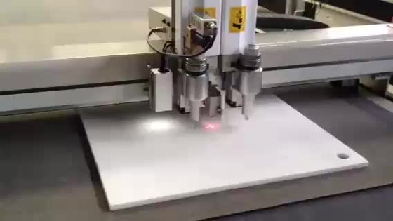 CB03II-1113 đa chức năng 1200mm/s Flatbed Plotter Cutter khắc
